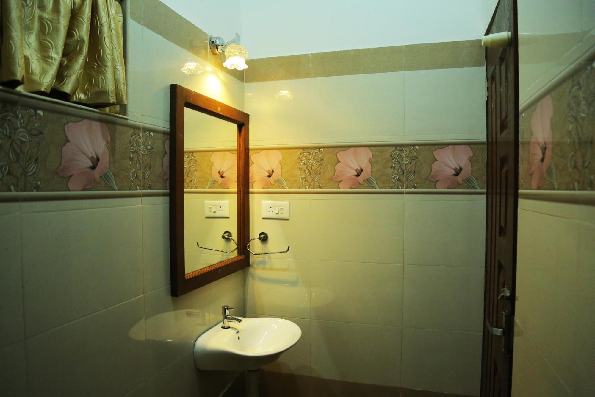 Snow Hills Resorts Thekkady Exterior foto