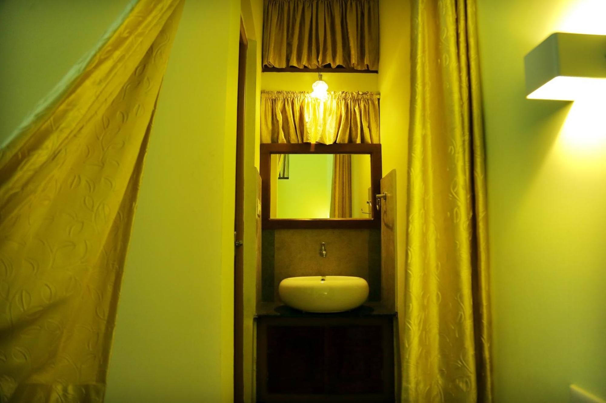Snow Hills Resorts Thekkady Exterior foto